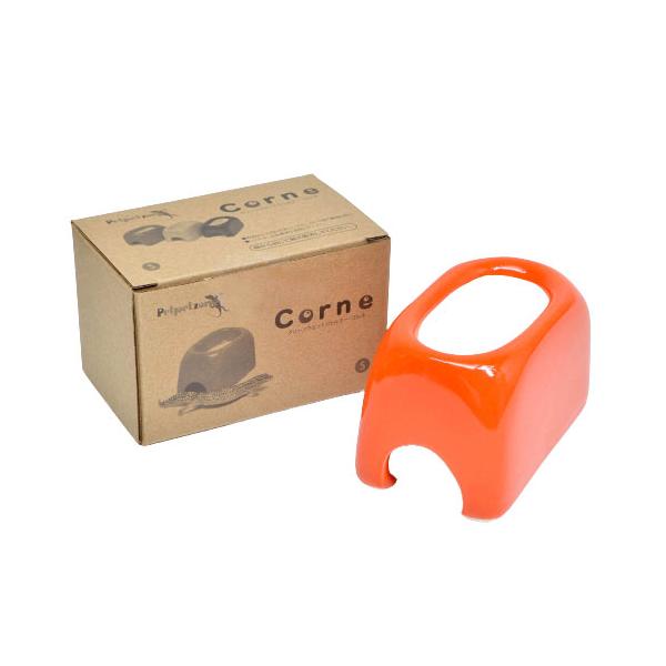 デザイン性と機能性を兼ね備えた爬虫類用ウェットシェルターです。(陶器製)