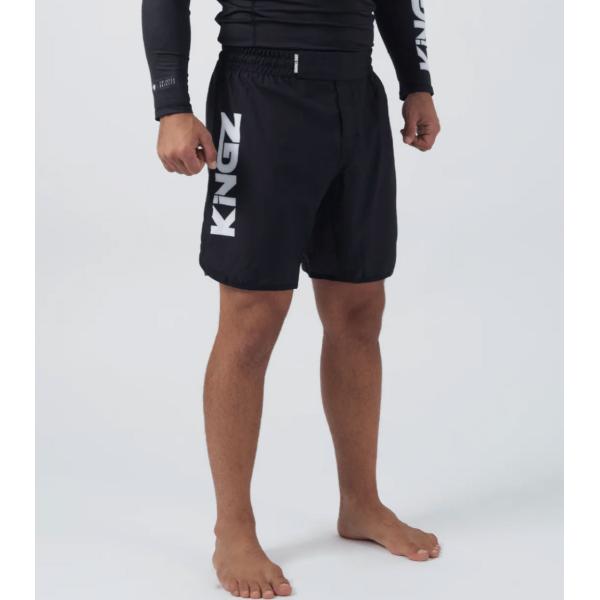 KINGZ キングズグラップリング ショーツ■ モデル：Kore V2 Shorts■ カラー：黒■ 状態：新品世界チャンピオン御用達ブランドKINGZ。マジックテープで開閉ウエスト調整の紐ありウエスト部分はゴム入りで収縮性あり内側にマウス...