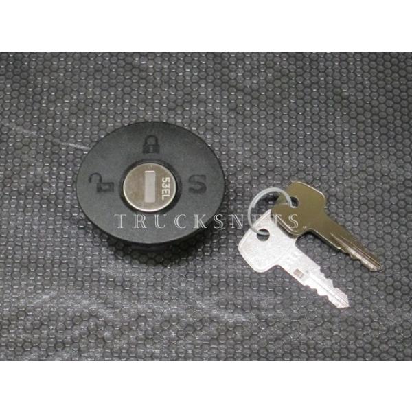 フォード F150 2009年〜2014年 STANT 鍵付ロッキング 燃料タンクキャップ スタント
