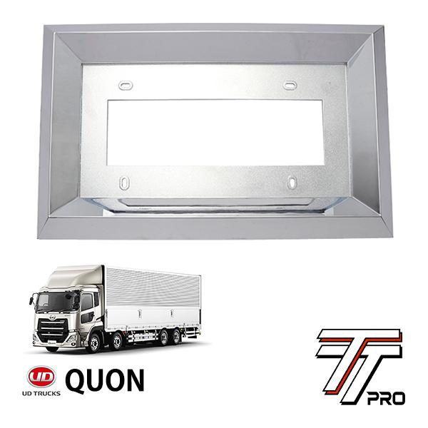 TT PRO UDトラックス クオン ビッグサム 大型トラック メッキ ナンバープレート枠 50mm角 フロント専用 ナンバーフレーム 低床 高床 4軸