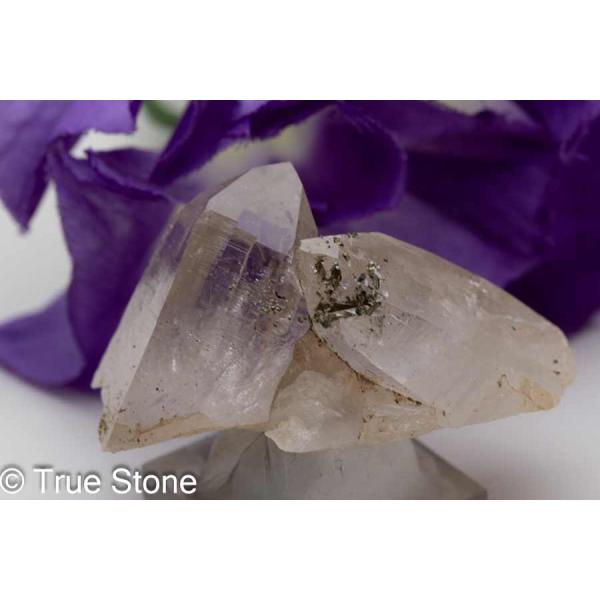 ネパール ガネーシュヒマール水晶クラスター 111g 美しい 天然石