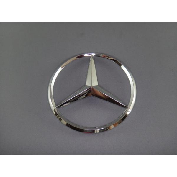 Mercedes-Benz *Mercedes-Benz 純正 部品 エンジンカバー