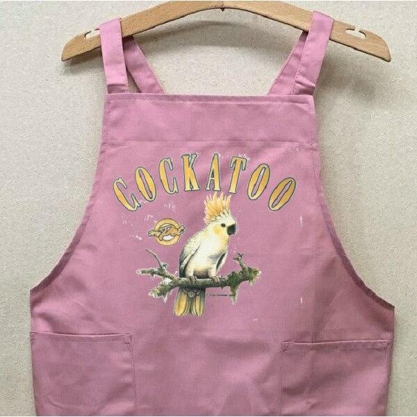 防水加工 ポケット付！おしゃれで かわいい と人気エプロンです。男女兼用 レディース 【ラッピング無料】ギフト プレゼントにも人気キバタン オーム インコ カラー エプロン（No.1）鳥 トリ バード バッククロス X型 たすき掛け おしゃ...