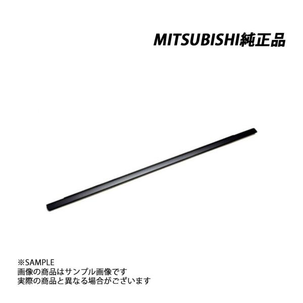 三菱 ミツビシ ドア モール 助手席側 ランサーエボリューション 三菱 ミツビシ ドア モール 助手席側 ランサーエボリューション