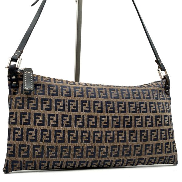 FENDI　ズッキーノ　ロゴポーチ　キャンバス　ワンハンドル　アクセサリーポーチ フェンディ FENDI アクセサリーポーチ ハンドバッグ ワンショルダー