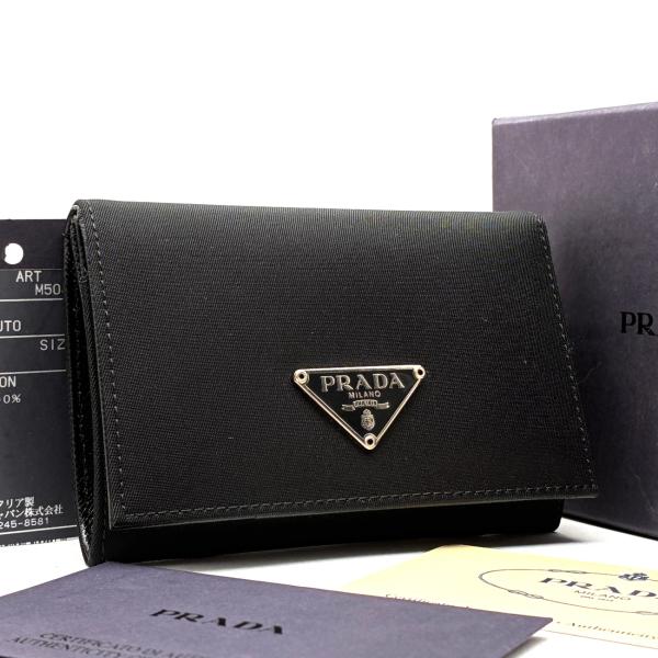 【極美品】PRADA 名刺入れ カードケース サフィアーノ ブラック 三角ロゴ プラダ PRADA 三角ロゴ 名刺入れ カードケース テスートナイロン