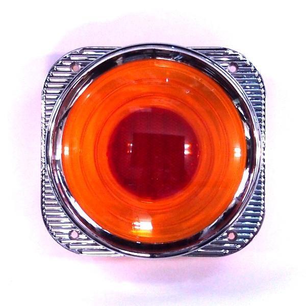 純正テールレンズを外して取り付けるだけでテールが見違えるほど変わります。適合レンズ：共通タイプ用とＦＫタイプの２種類純正日野タイプには付きません。メーカー名：高野自動車用品ＳＳ