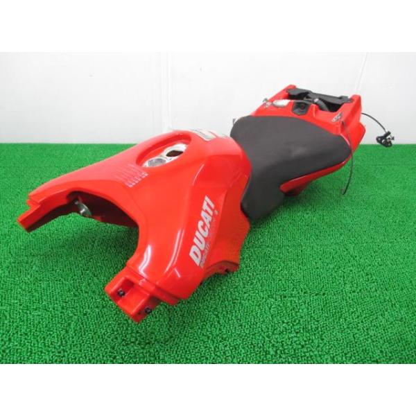 ムルティストラーダ1000DS タンク 赤 586.1.046.1A ドゥカティ 純正 中古 バイク 部品 DUCATI 車検 Genuine kA DUCATI（ドゥカティ） ムルティストラーダ1000DS タンク 赤 586.1