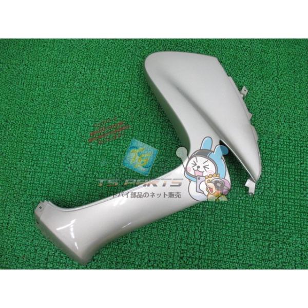 マジェスティ125 アッパーカウル 右 在庫有 即納 ヤマハ 純正 新品 バイク 部品 YAMAHA 車検 Genuine Ji YAMAHA（ヤマハ） マジェスティ125 アッパーカウル 右 在庫有 即納