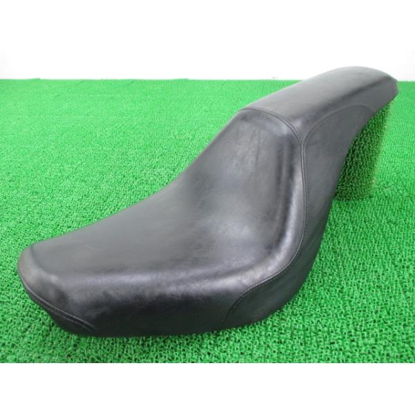FLSTF1450 シート ハーレー 純正 中古 バイク 部品 バッドランダー