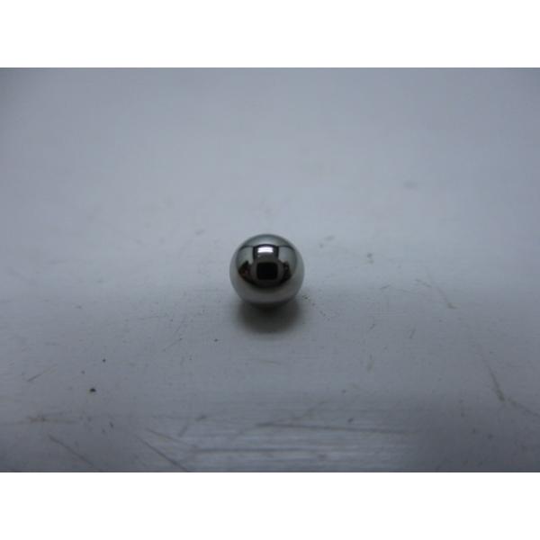 こちらの商品、写真でご覧の通り新品未使用品となっております。安心の純正品です！ヤフオク・ヤフーショッピング上ではなかなか出てこない珍しい品です！修復素材やカスタム素材に如何でしょうか？在庫ございますので即日発送出来ます♪お探しの方、この機会...