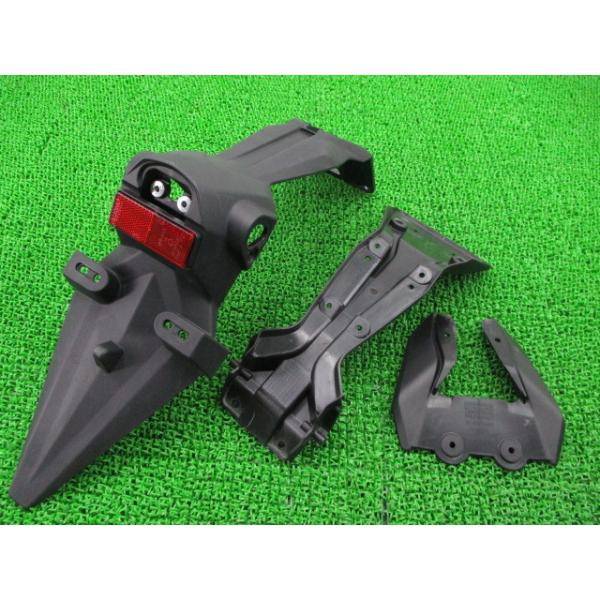 YAMAHA（ヤマハ） YZF-R3 リアフェンダー 1WD-F1627-00/1WD-F1629-00