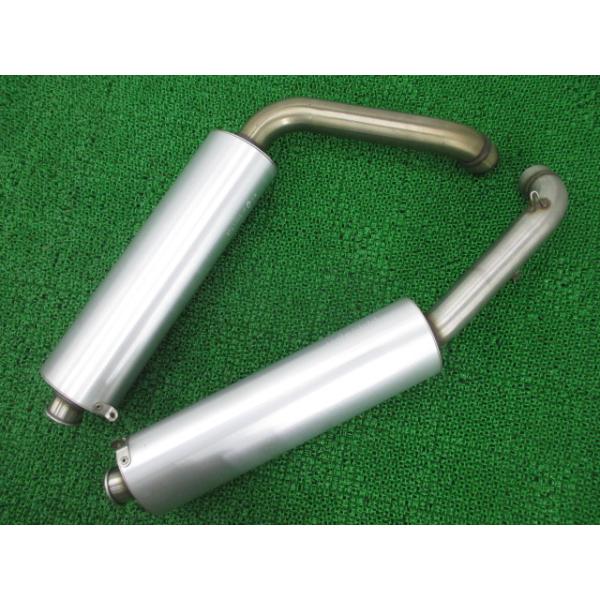 996 サイレンサーマフラー 左右 573.1.039.1F/574.1.039.1F ドゥカティ 純正 中古 573.1.039.1F 574.1.039.1F コケキズ無し Vm DUCATI（ドゥカティ） 996 サイレンサーマフラー 左右 573.1.039.1F