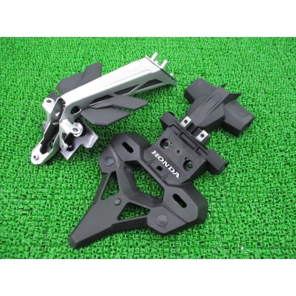 ホンダ（HONDA） CBR250RR リアフェンダー K64 純正 中古 バイク 部品