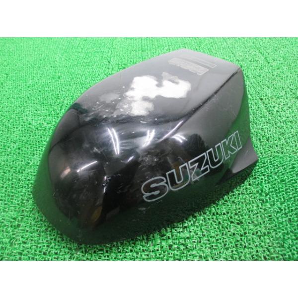 アクロス タンクカバー 黒 スズキ 純正 中古 バイク 部品 GJ75A ダミータンク メットイン そのまま使える 修復素材に カスタム素材に 35 スズキ（SUZUKI） アクロス タンクカバー 黒 純正 中古 バイク 部品