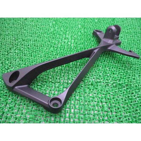 NinjaZX-10R リアステップステー 右 在庫有 即納 カワサキ 純正 新品 バイク 部品 在庫有り 即納可 ステップホルダー 車検 Genuine 33 カワサキ（Kawasaki） NinjaZX-10R リアステップステー 右 在庫有 即納