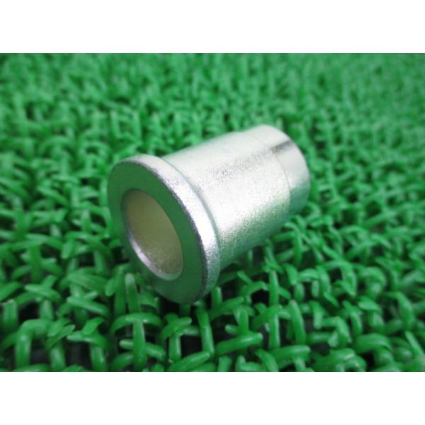 スズキ（SUZUKI） スカイウェイブ250 フロントアクスルスペーサー 左