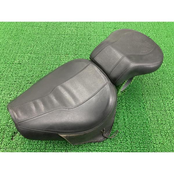 FLSTF1450 シート ハーレー 純正 中古 バイク 部品 TC88 破れ無し 修復素材に ノーマル戻しに そのまま使える ファットボーイ 84 FLSTF1450 シート ハーレー 純正 中古 バイク 部品 TC88 破れ無し 修復