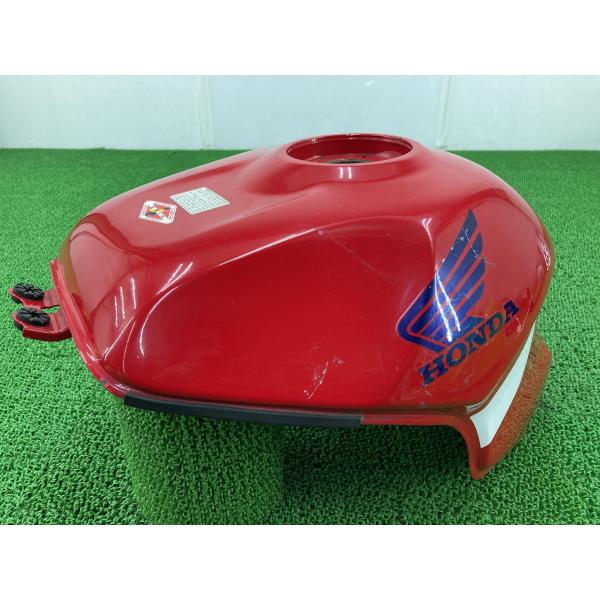 ホンダ（HONDA） CBR900RR タンク 赤 純正 中古 バイク 部品 SC44 穴