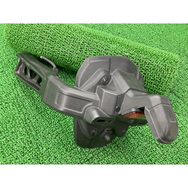 ヤマハ発動機 MT-09 リアフェンダー BS2-21629 ヤマハ 純正 中古