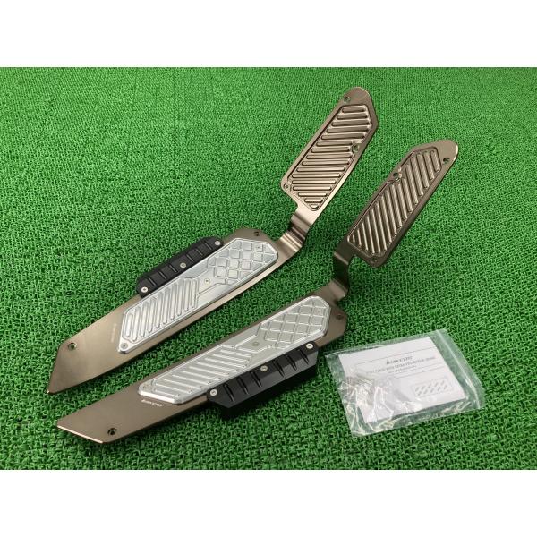 BIKERS製フォルツァ350 フットプレート チタンカラー BK-H0546-TIN 社外 新品 未使用 即納 FORZA350 フットレスト フットボード 11 BIKERS製フォルツァ350 フットプレート チタンカラー BK-H0546-TIN