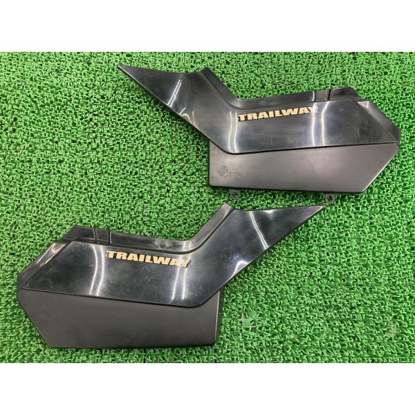 ヤマハ発動機 TW200 TW225 サイドカバー 左右 黒 ヤマハ 純正 中古
