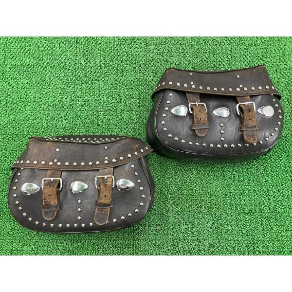 FLSTC1340 サイドバッグ 左右 ハーレー 純正 中古 バイク 部品 FLSTF