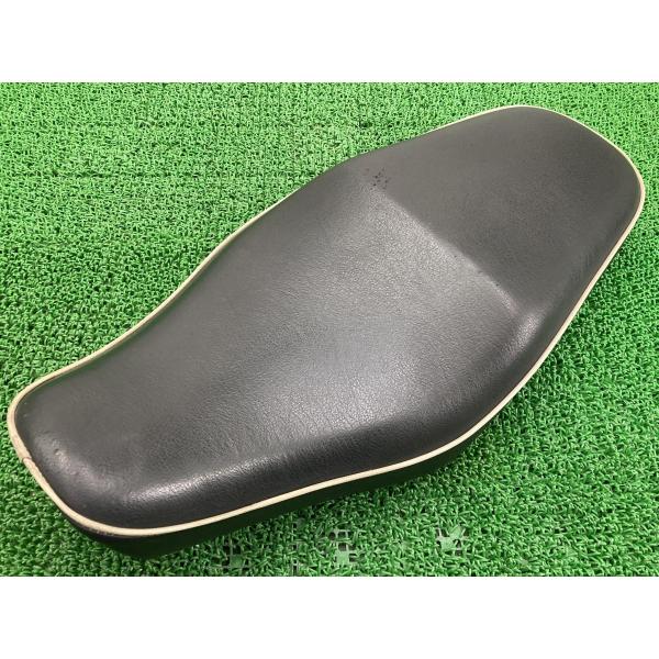 w650 純正シート初期型　破れ無し カワサキ W650 シート 純正 中古 バイク 部品 EJ650 初期型