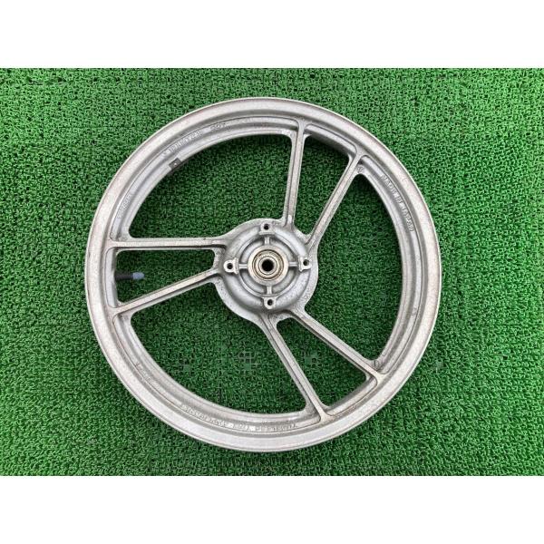 スズキ（SUZUKI） GSX-R400 リアホイール 純正 中古 バイク 部品 GK71B