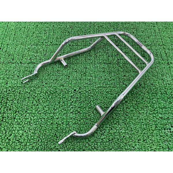 カワサキ（Kawasaki） W650 リアキャリア 純正 中古 バイク 部品