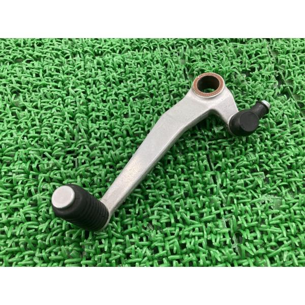 スズキ（SUZUKI） RGV250ガンマ シフトペダル 純正 中古 バイク 部品