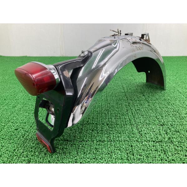 W650 リアフェンダー カワサキ 純正 バイク 部品 EJ400A EJ650A EJ800A W400 W800 コケキズ無し 車検 Genuine 【中古】 21 カワサキ（Kawasaki） W650 リアフェンダー 純正 中古 バイク 部品