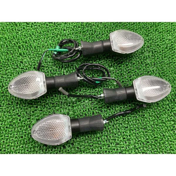 GSX-S750 ウインカー 08J0 スズキ 純正 バイク 部品 C533F 4個セット 割れ欠け無し 品薄 希少品 車検 Genuine 【中古】 43 スズキ（SUZUKI） GSX-S750 ウインカー 08J0 純正 中古 バイク 部品