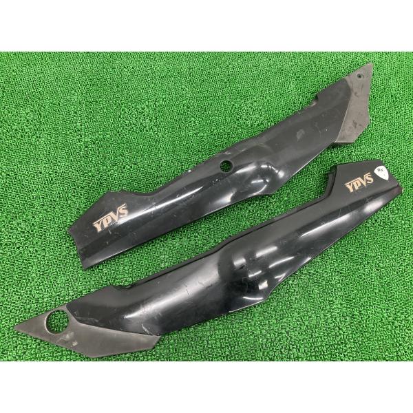 RZ250R シートカウル 左右 黒 1UA ヤマハ 純正 バイク 部品 29L テールカウル 修復素材に コケキズ無し 品薄 車検 Genuine 【中古】 55 ヤマハ発動機 RZ250R シートカウル 左右 黒 1UA ヤマハ 純正 中古