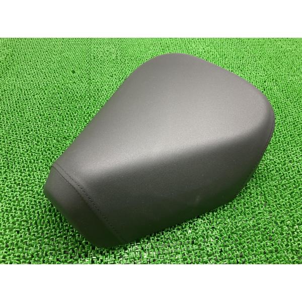 CT125ハンターカブ シート K76 ホンダ 純正 バイク 部品 JA55 破れ無し 品薄 希少品 安心ノーマル 車検 Genuine 【中古】 85 ホンダ（HONDA） CT125ハンターカブ シート K76 純正 中古 バイク 部品