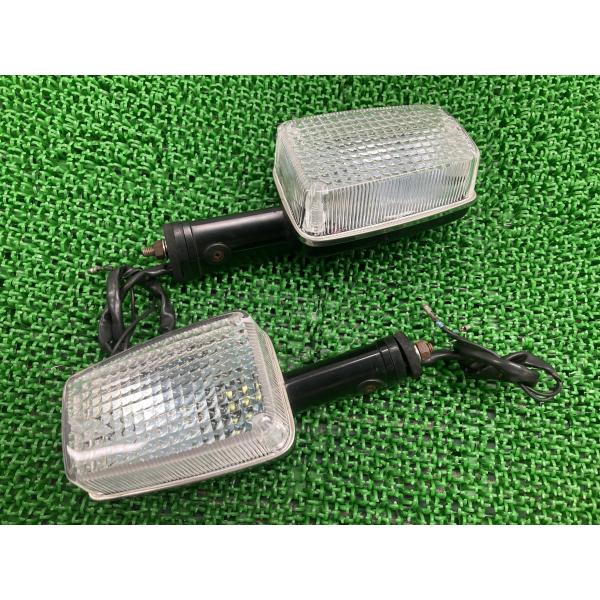 CB750F リアウインカー 左右 ホンダ 純正 バイク 部品 RC04 コケキズ無し 品薄 希少品 車検 Genuine 【中古】 62 ホンダ（HONDA） CB750F リアウインカー 左右 純正 中古 バイク 部品