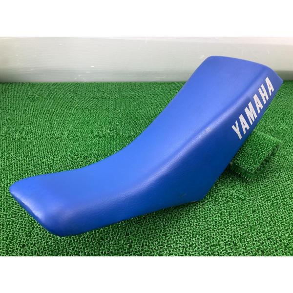 YZ250 シート 5X6 JYA3RBW00KA002*** ヤマハ 純正 バイク 部品 JYA3RBW0 修復素材や張替えベースに 品薄 希少品 【中古】 72 ヤマハ発動機 YZ250 シート 5X6 JYA3RBW00KA002*** ヤマハ 純正 中古