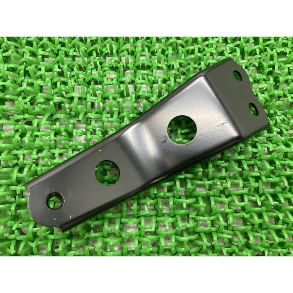 部品 カワサキ（Kawasaki） ZX-4 フロントアッパーカウルブラケット 右 在庫