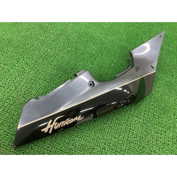新品未使用 ホンダCBR250F 純正シングルシートカウル 黒　超希少品 ホンダ CBR250R シートカウル 右 黒/ガンM KY1 純正 中古 バイク