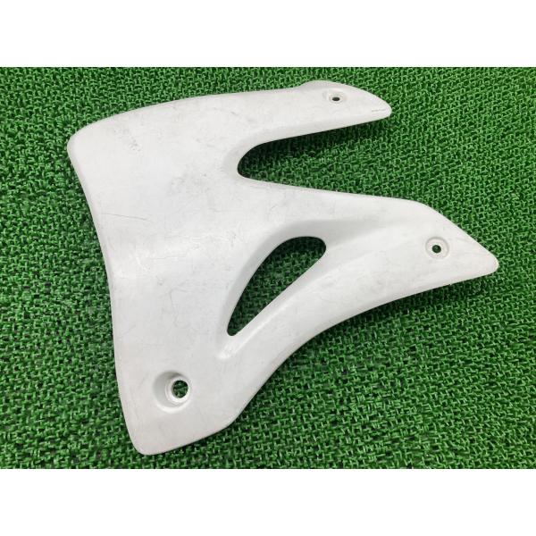 CRM250AR シュラウド 左 白 KAE ホンダ 純正 バイク 部品 MD32 割れ欠け無し 品薄 希少品 車検 Genuine 【中古】 43 ホンダ（HONDA） CRM250AR シュラウド 左 白 KAE 純正 中古 バイク