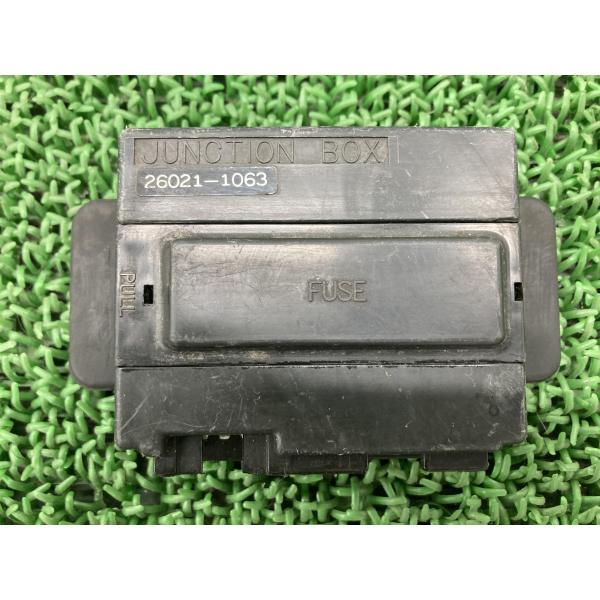 カワサキ GPX250R ヒューズボックス 26021-1063 純正 中古 カワサキ GPX250R ヒューズボックス 26021-1063 純正 中古