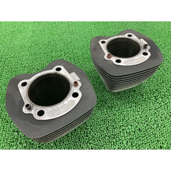 FXDX1450 エンジンシリンダー 前後 16593-99 ハーレー 純正 ツインカム88 TC88 ダイナ スーパーグライドスポーツ 【中古】 79 FXDX1450 エンジンシリンダー 前後 16593-99 ハーレー 純正 中古