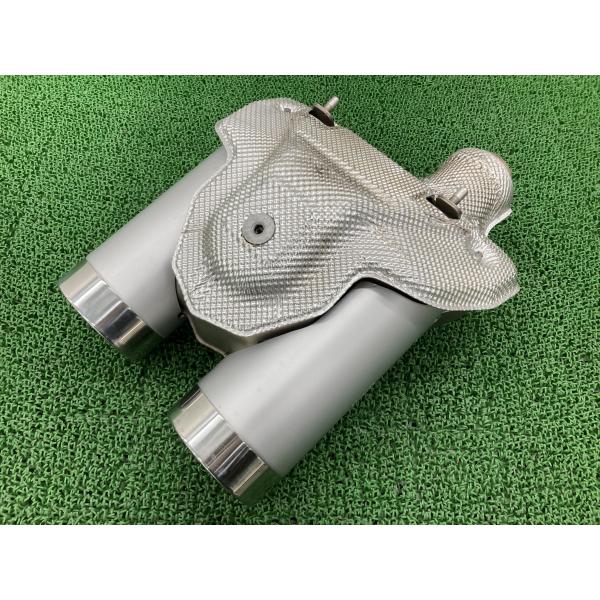 ムルティストラーダ1000DS サイレンサーマフラー ZDM-A35 ドゥカティ 純正 バイク 部品 コケキズ無し そのまま使える 希少 【中古】 71 ts-parts_22332048