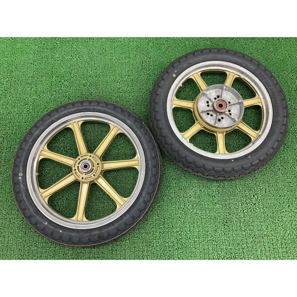 レスター製Z1 Z2 ホイール 前後 金 82278/25100 社外 新品 レスター製Z1 Z2 ホイール 前後 金 82278/25100 社外 新品