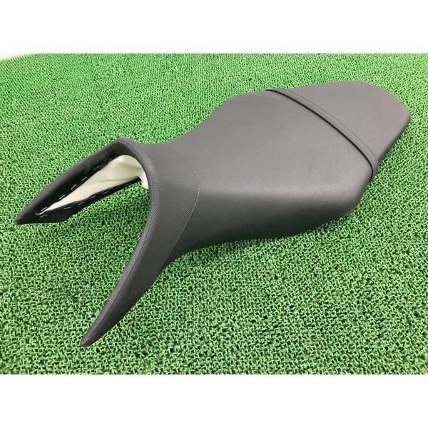 ヤマハ発動機 MT-09 シート BS2 ヤマハ 純正 中古 バイク 部品 RN52J