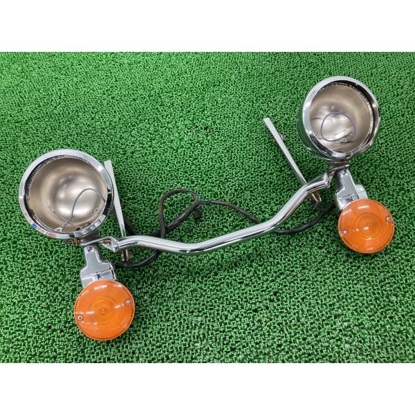 ハーレー　フォグランプステー FLSTC1340 フォグランプステー ハーレー 純正 中古 バイク 部品