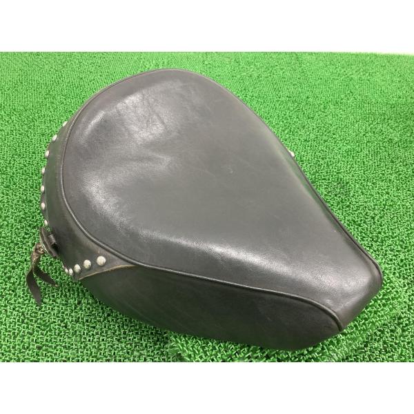 FLSTC1340 フロントシート ハーレー 純正 中古 バイク 部品 ヘリテイジ