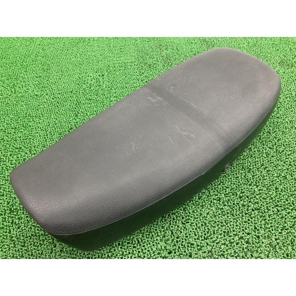 ホンダ（HONDA） CB400SS シート 純正 中古 バイク 部品 NC41 破れ無し
