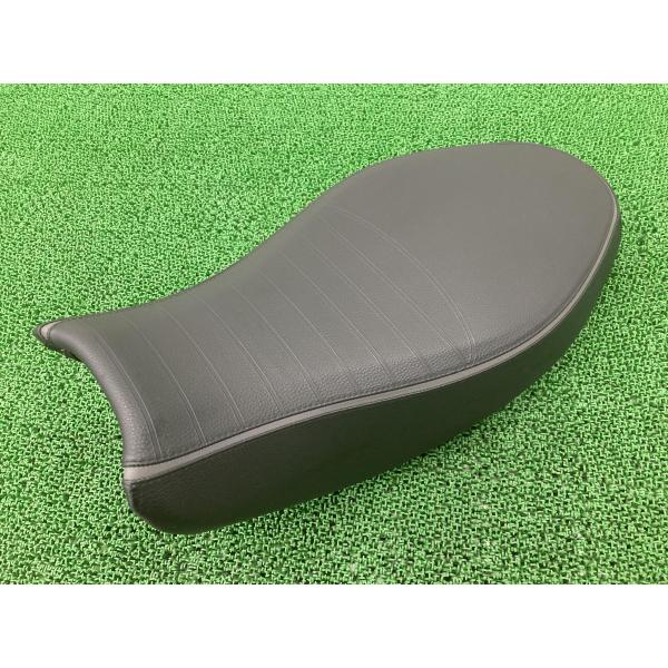 スクランブラー800アイコン シート 59516201A ドゥカティ 純正 ＳｃｒａｍｂｌｅｒＩｃｏｎ コンディション良好 品薄 【中古】 97 スクランブラー800アイコン シート 59516201A ドゥカティ 純正 中古