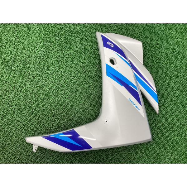 YZF-R3 サイドカウル 左 銀/青 1WD ヤマハ 純正 バイク 部品 RH07 コケキズ無し 品薄 希少品 車検 Genuine 【中古】 24 ヤマハ発動機 YZF-R3 サイドカウル 左 銀/青 1WD ヤマハ 純正 中古